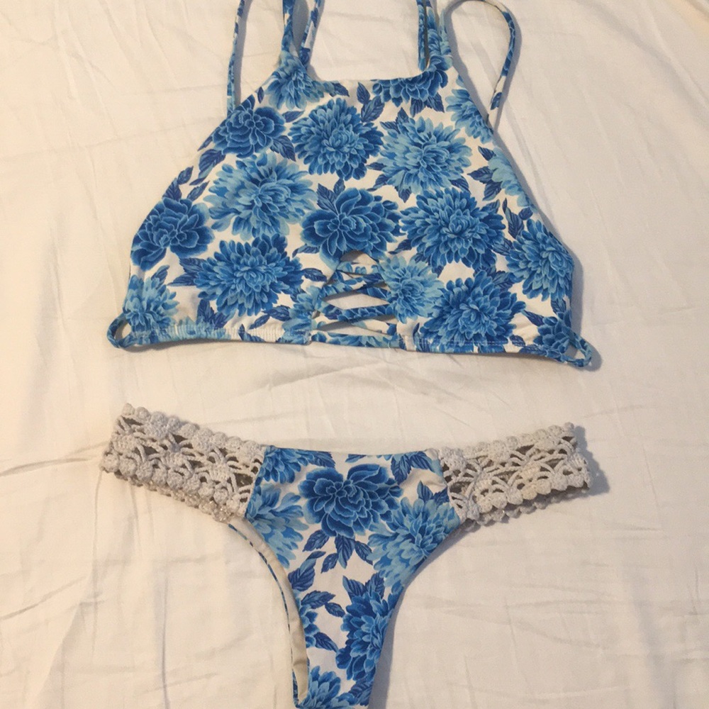 SALE Frankie’s bikini size small